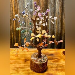7 CHAKRA GEMSTONE TREE
